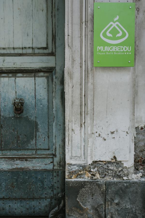 Mungibeddu Organic Bed And Breakfast カターニア エクステリア 写真